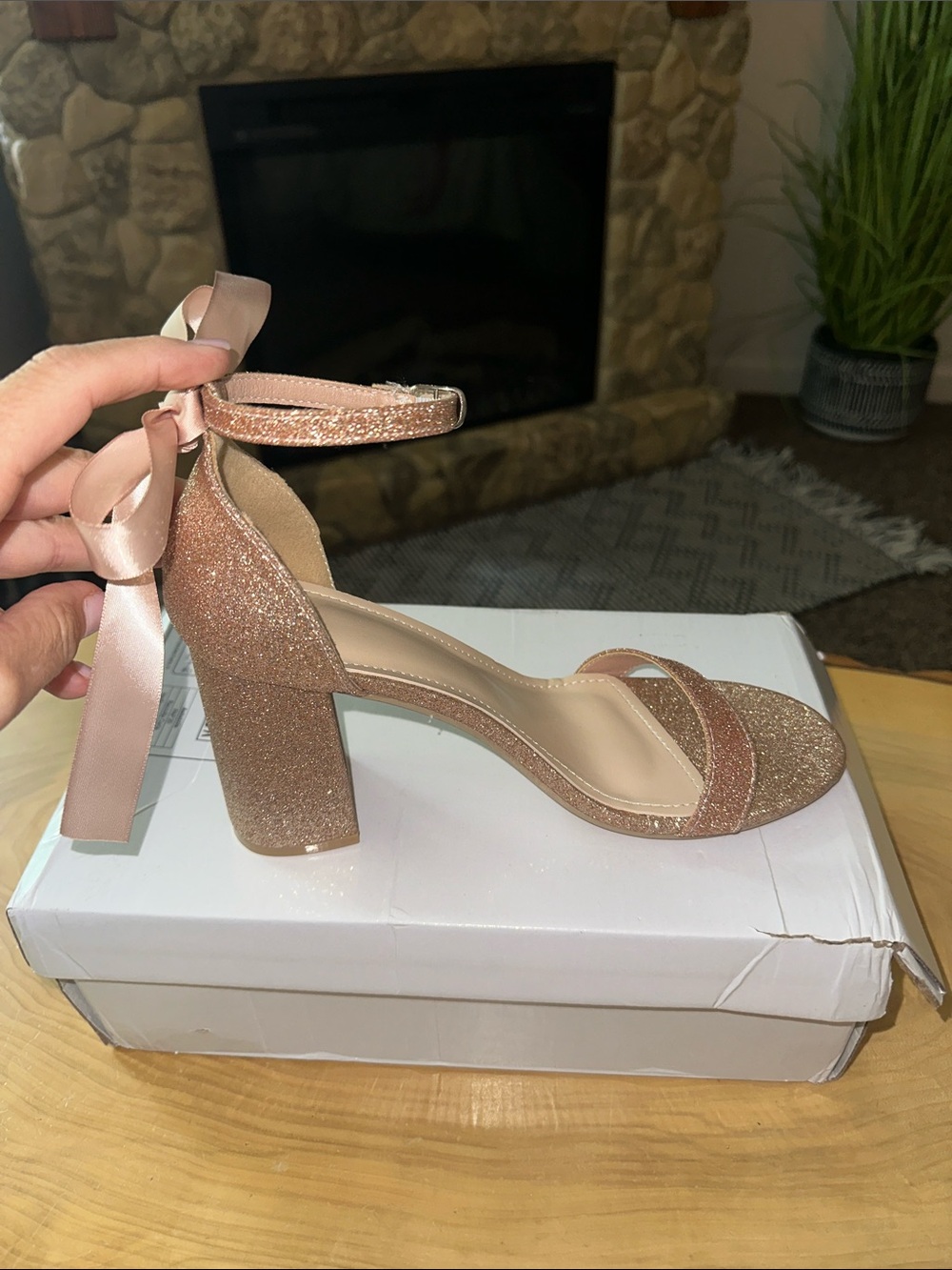 🤎🤎🤎Sparkle Block Heel Ankle Tie Sandals - Rose Gold